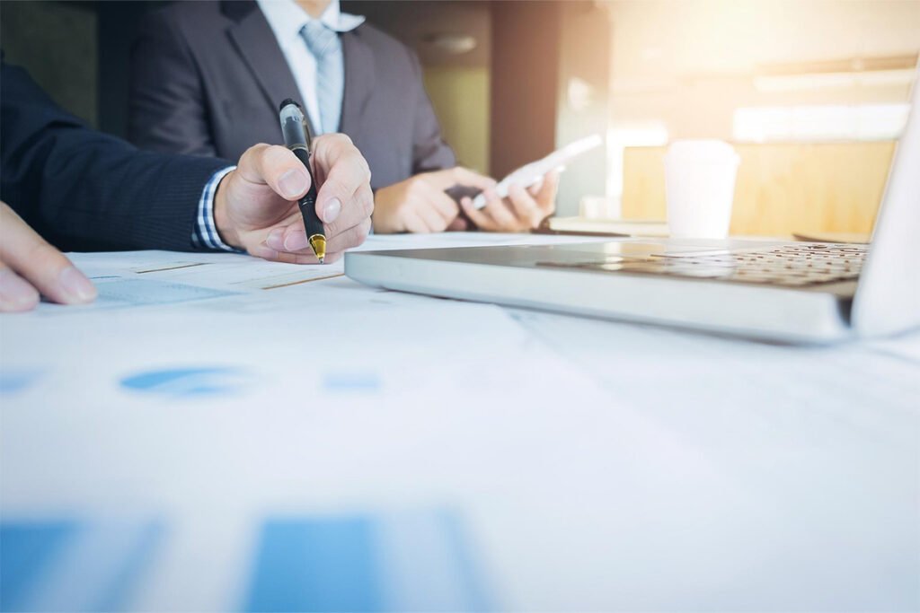 Requisitos para la deducibilidad de los costos y gastos